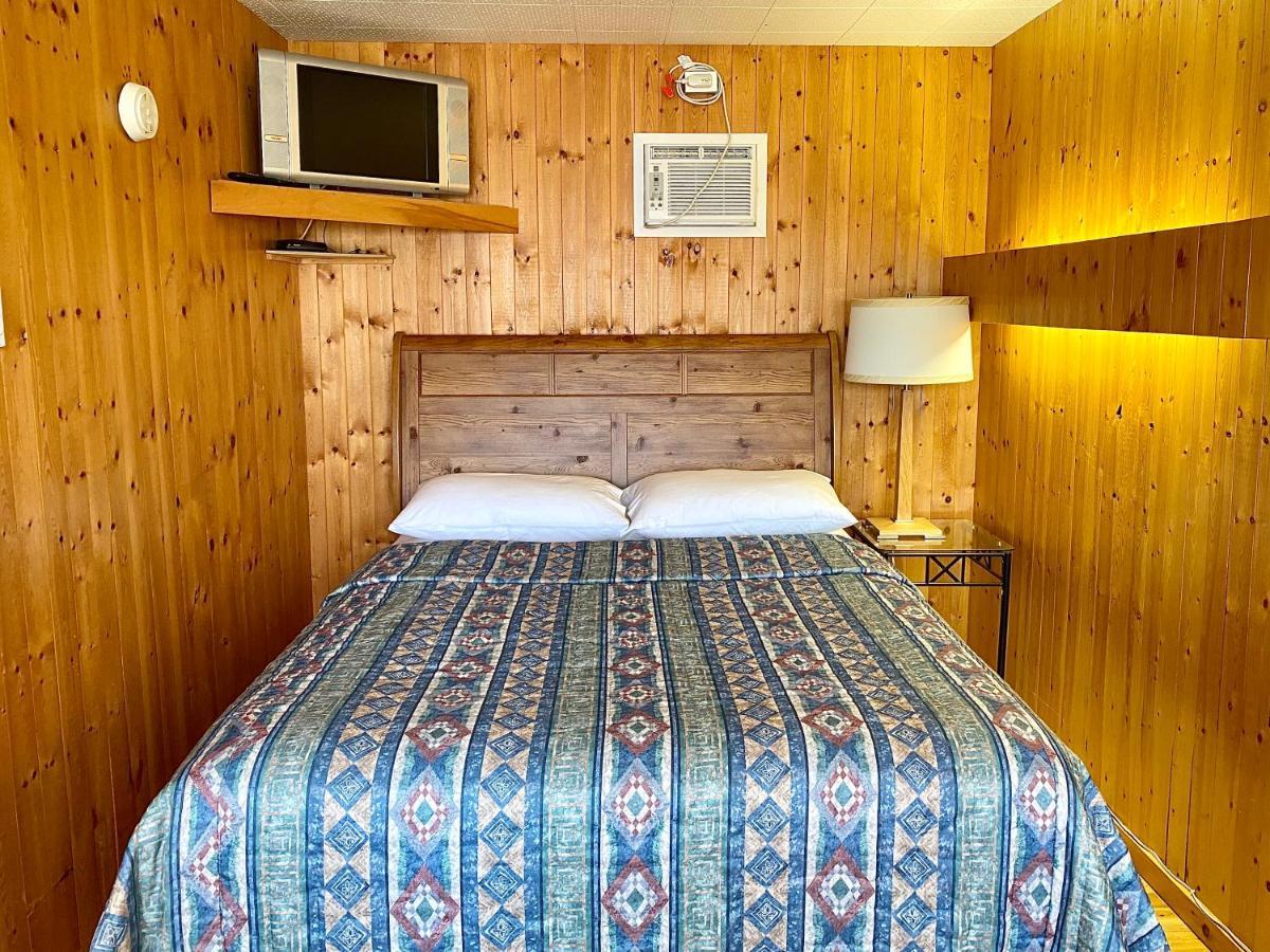 The Waterfront Motel Grand Barachois Eksteriør bilde