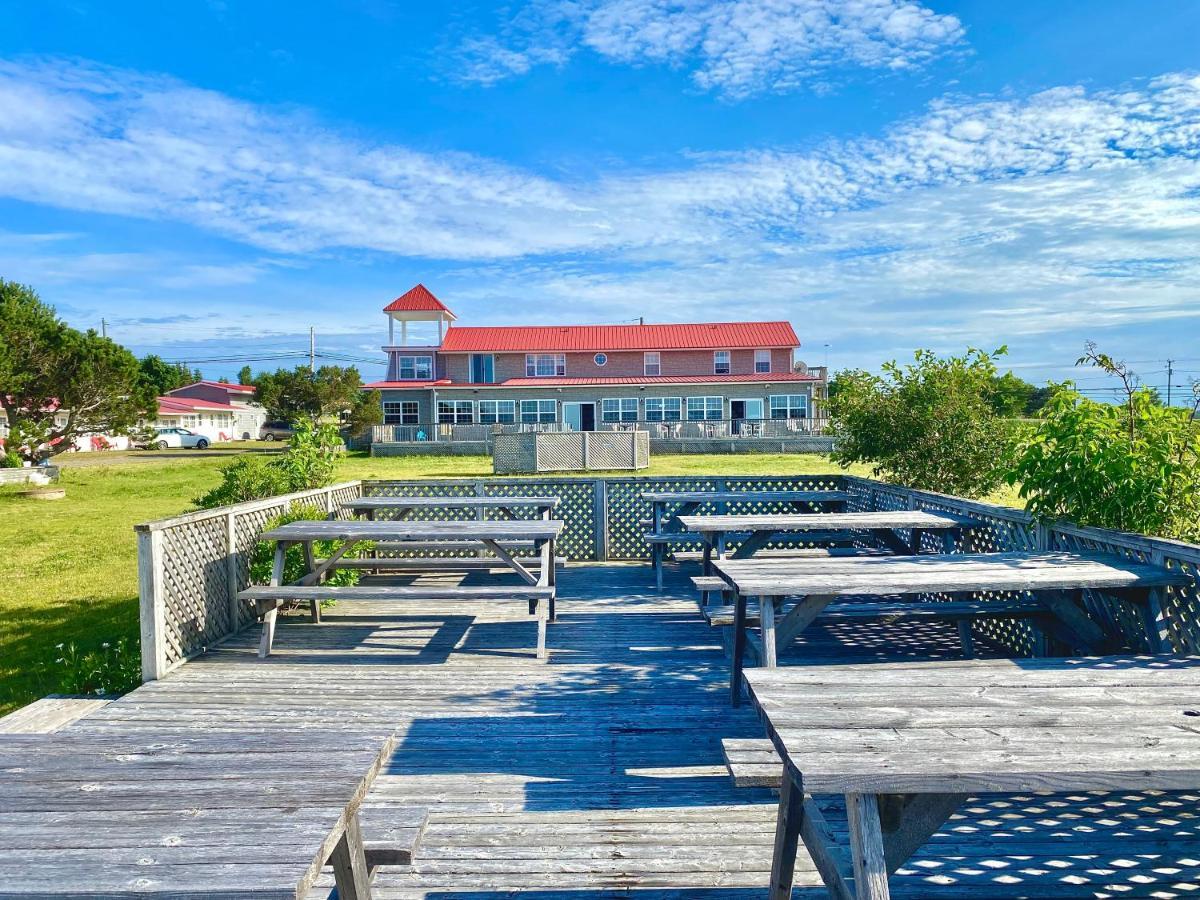 The Waterfront Motel Grand Barachois Eksteriør bilde