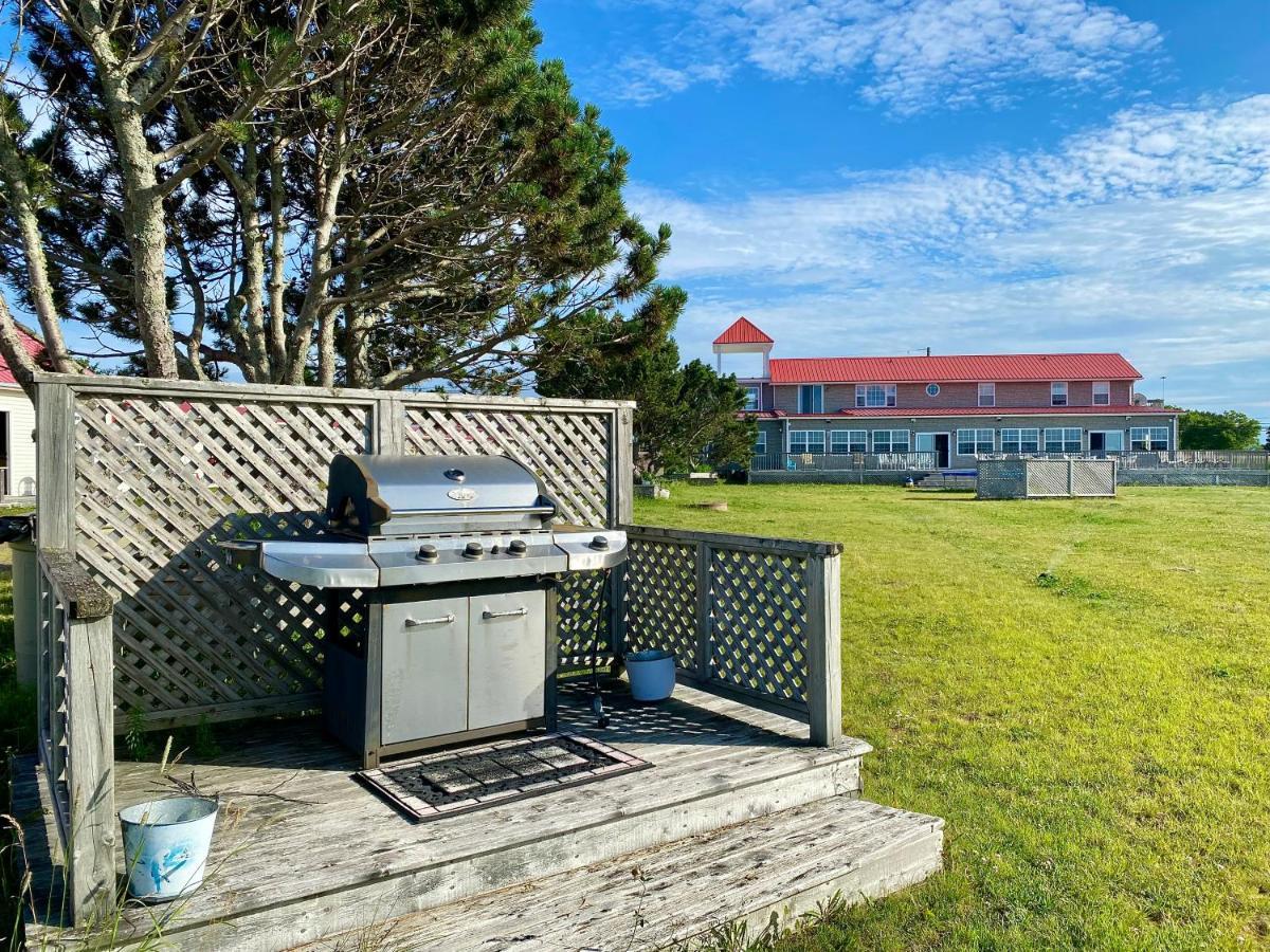 The Waterfront Motel Grand Barachois Eksteriør bilde